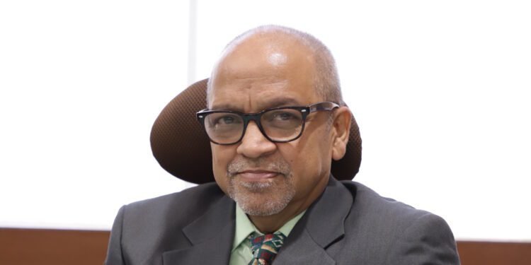 Inspiring Entrepreneurs to Introspect & Create Positive Change – Kishore Shintré, New Day New Chapter